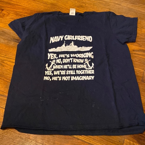 U.S. Navy girlfriend shirt! - Picture 1 of 2